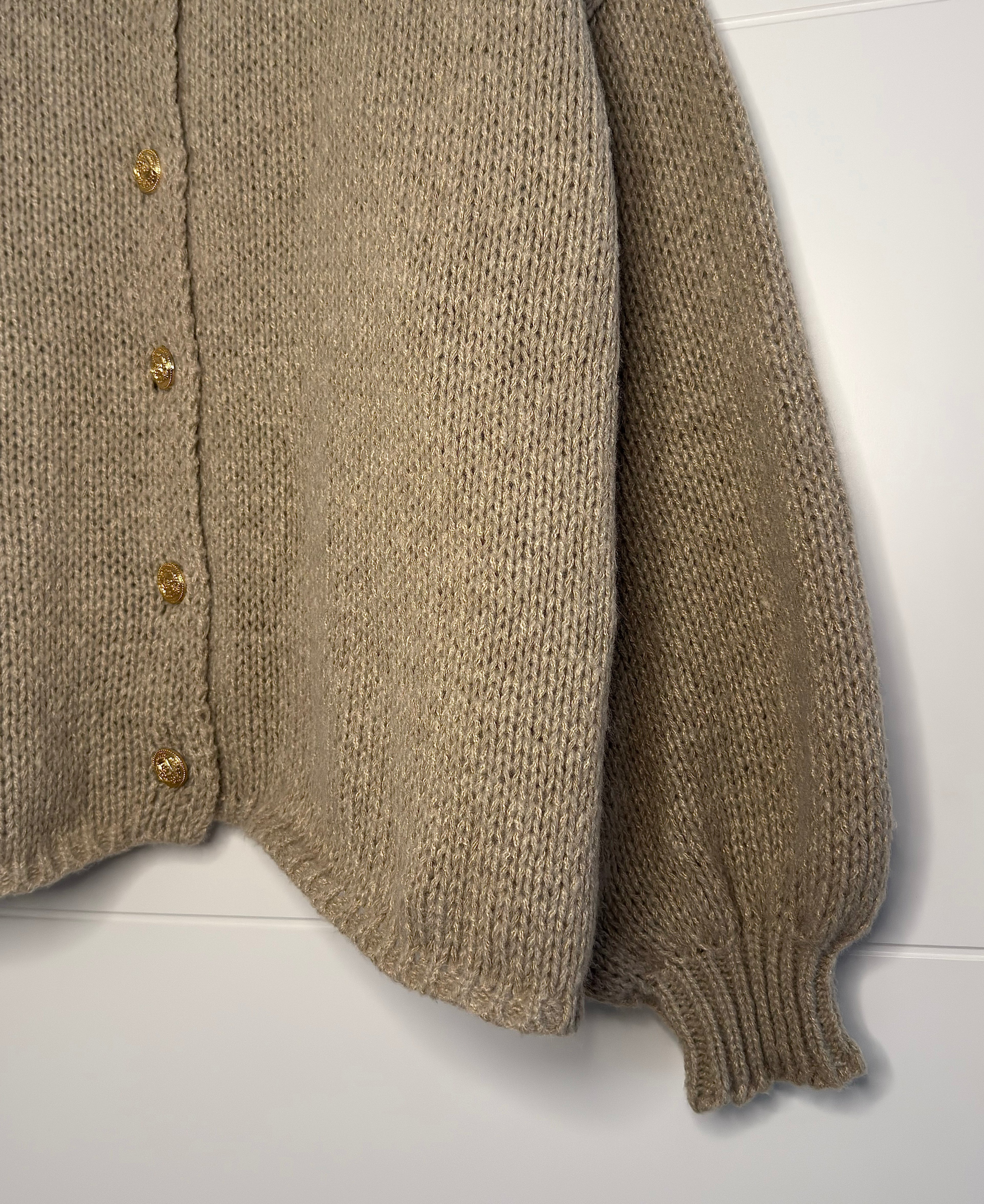 OVERSIZED CARDIGAN