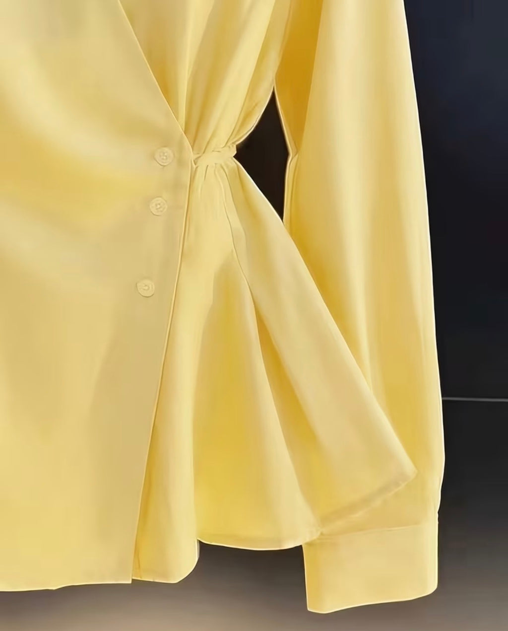 MODISCHE BLUSE