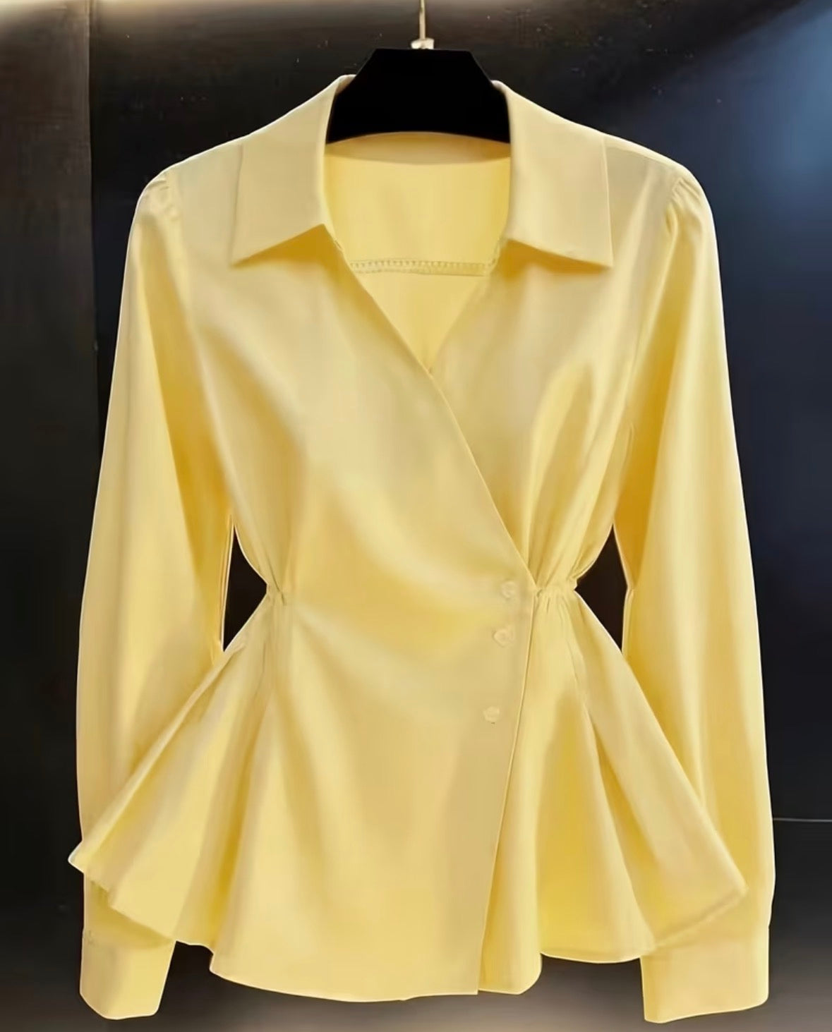 MODISCHE BLUSE