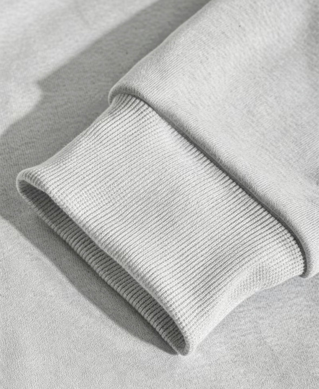 OVERSIZED LANGARM SWEATSHIRT